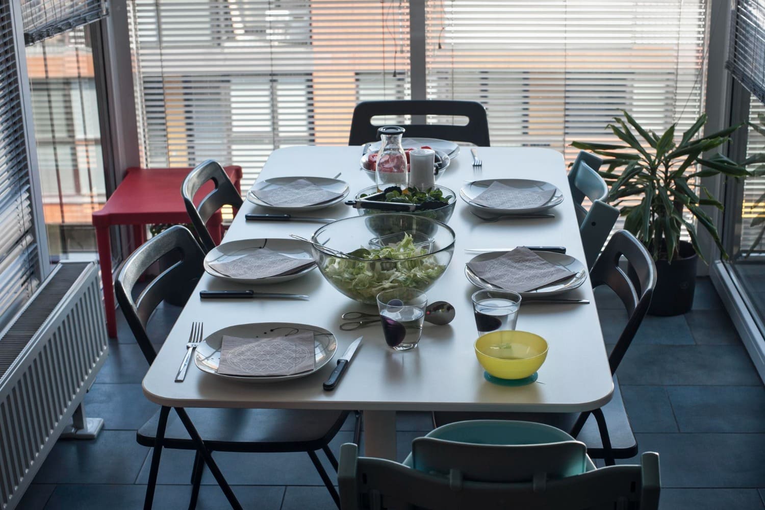 Choosing the Best Dining Table for Singapore Homes